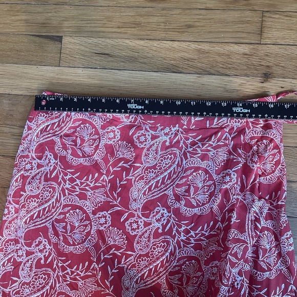 Universal Thread Large Red Paisley Wrap Maxi Skirt Ruffle Hem Cotton Blend EUC - Picture 2 of 8